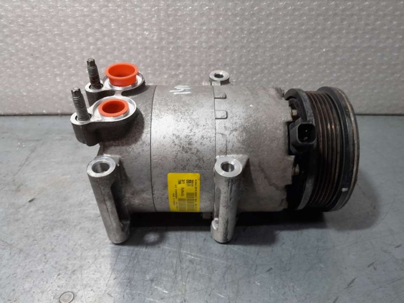 Recambio de compresor aire acondicionado para ford focus lim. (cb8) trend referencia OEM IAM AV6119D626CR  