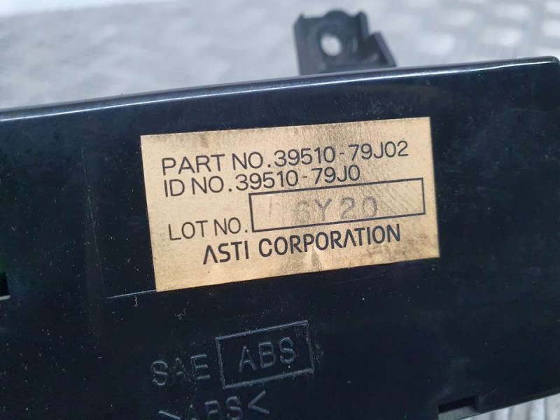 Recambio de mando climatizador para suzuki sx4 rw (ey) glx referencia OEM IAM 3951079J02  