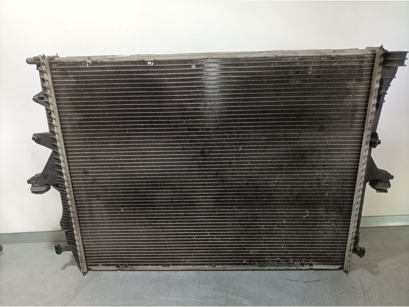 Recambio de radiador agua para volkswagen touareg (7la) tdi v10 referencia OEM IAM 7L6121253A A7331 BEHR