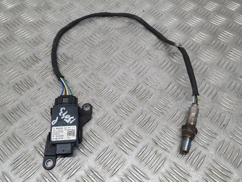 Recambio de sonda lambda para peugeot 208 (p2) active referencia OEM IAM 9830817880 0281007702 BOSCH