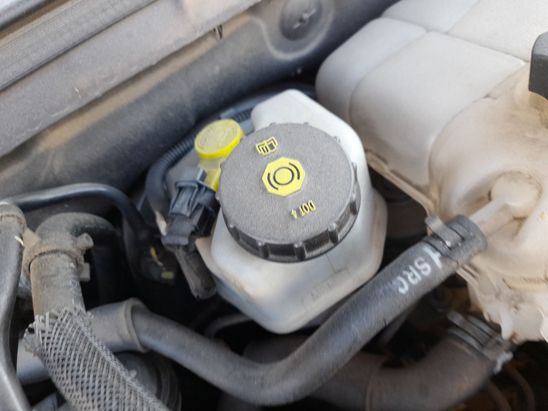 Recambio de bomba freno para chevrolet cruze hatchback (j305) 2.0 cdi referencia OEM IAM 84102409  