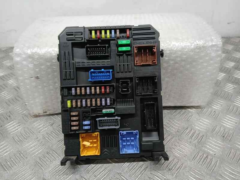 Recambio de caja reles / fusibles para peugeot 308 active bussines referencia OEM IAM 9830790580 2811945496 
