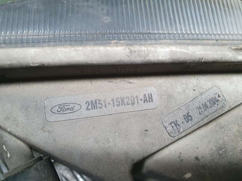 Recambio de faro antiniebla derecho para ford focus berlina (cak) ambiente referencia OEM IAM 2M5115K201AH  