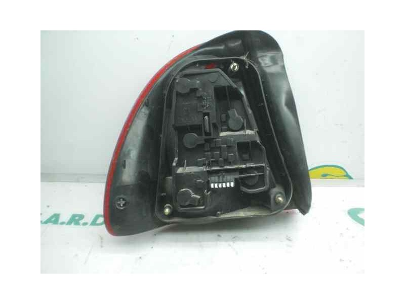 Recambio de piloto trasero derecho para mg serie 400 (rt) 1.6 cat referencia OEM IAM  1000002794661 