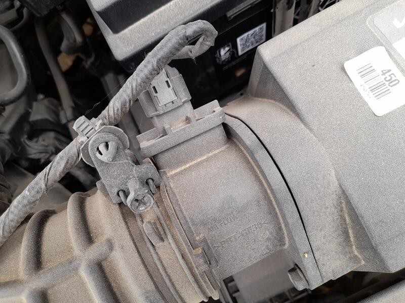 Recambio de caudalimetro para kia stonic (yb) 1.0 t-gdi eco-dynamics+ referencia OEM IAM 281642J600  