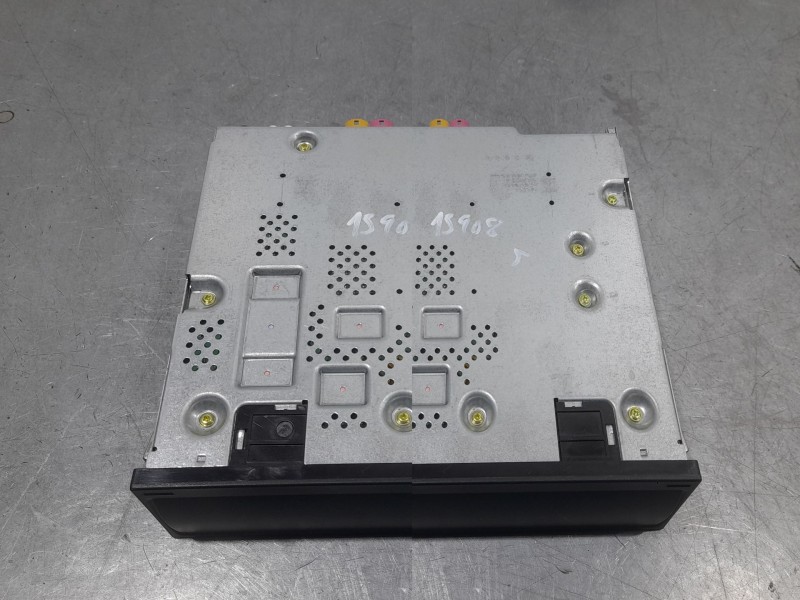Recambio de sistema audio / radio para cupra formentor basis referencia OEM IAM 5FA035862H 056761901925 ANATEL