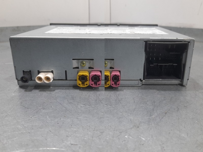 Recambio de sistema audio / radio para cupra formentor basis referencia OEM IAM 5FA035862H 056761901925 ANATEL