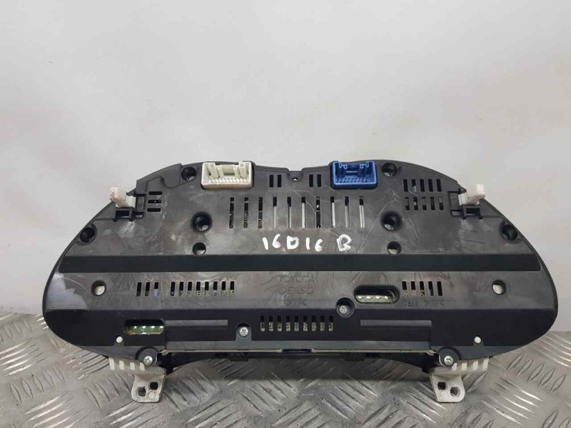 Recambio de cuadro instrumentos para toyota avensis berlina (t25) sol referencia OEM IAM 8380005532 MB2574300010 DENSO