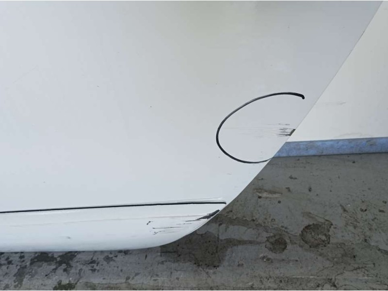 Recambio de puerta trasera izquierda para dacia lodgy ambiance referencia OEM IAM 821017323R  TOCADA