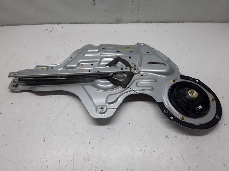 Recambio de elevalunas delantero derecho para kia cerato 2.0 lx crdi familiar (5-ptas.) referencia OEM IAM  2 PINES 