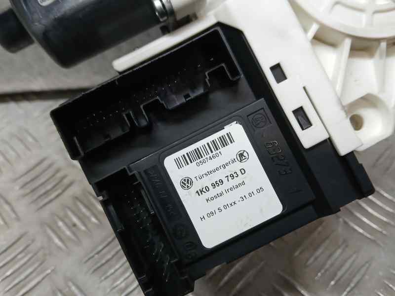 Recambio de motor elevalunas delantero izquierdo para volkswagen golf plus (5m1) trendline referencia OEM IAM 5M1837401A  