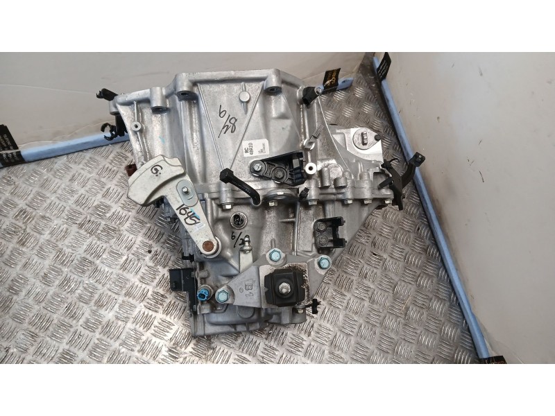 Recambio de caja cambios para nissan x-trail iii (t32_, t32r, t32rr) 1.6 dci (t32) referencia OEM IAM 321004BR0A 5740101 6 VELOC