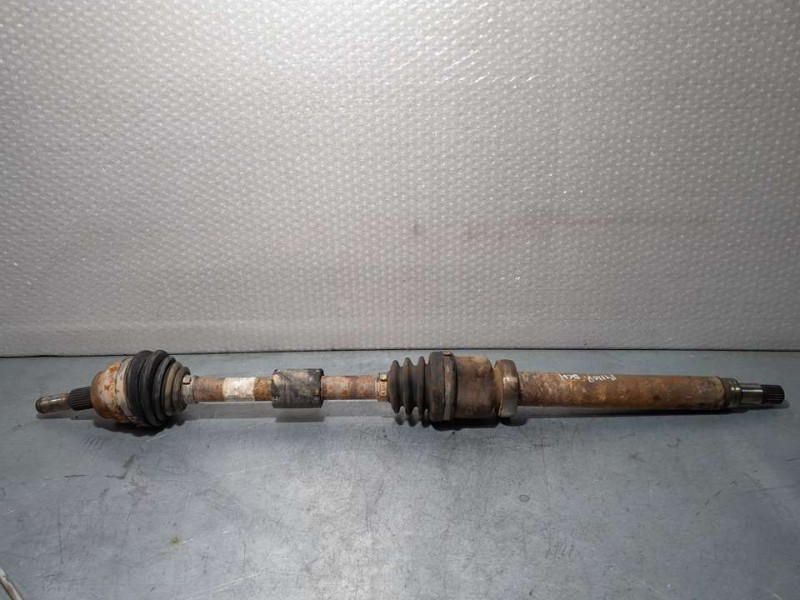 Recambio de transmision delantera derecha para ford focus lim. (cb8) trend referencia OEM IAM AV613B436E  