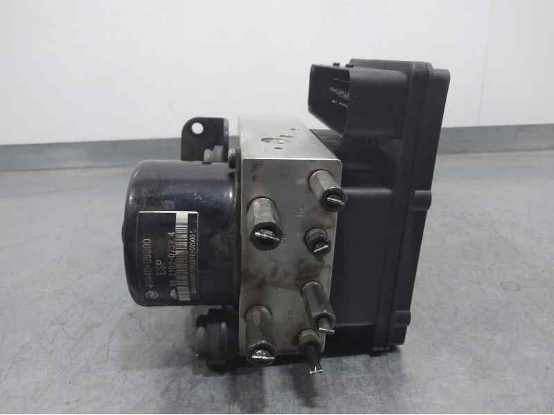 Recambio de abs para ssangyong kyron 270 spr xdi premium 4wd referencia OEM IAM 4894009300  