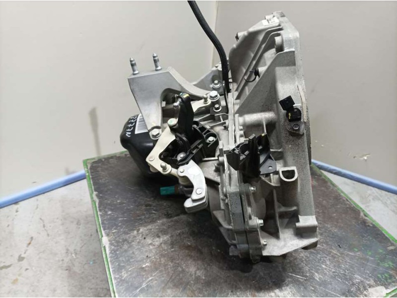 Recambio de caja cambios para dacia sandero stepway referencia OEM IAM JH3399 S267641 5VELOCIDADES