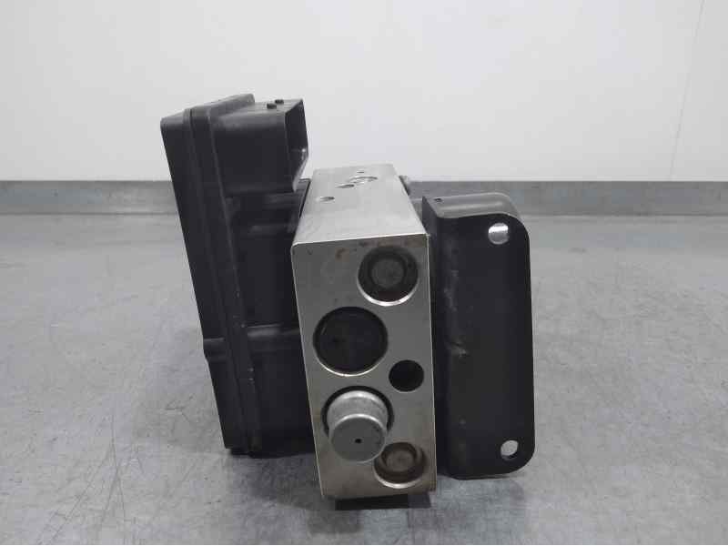 Recambio de abs para ssangyong kyron 270 spr xdi premium 4wd referencia OEM IAM 4894009300  