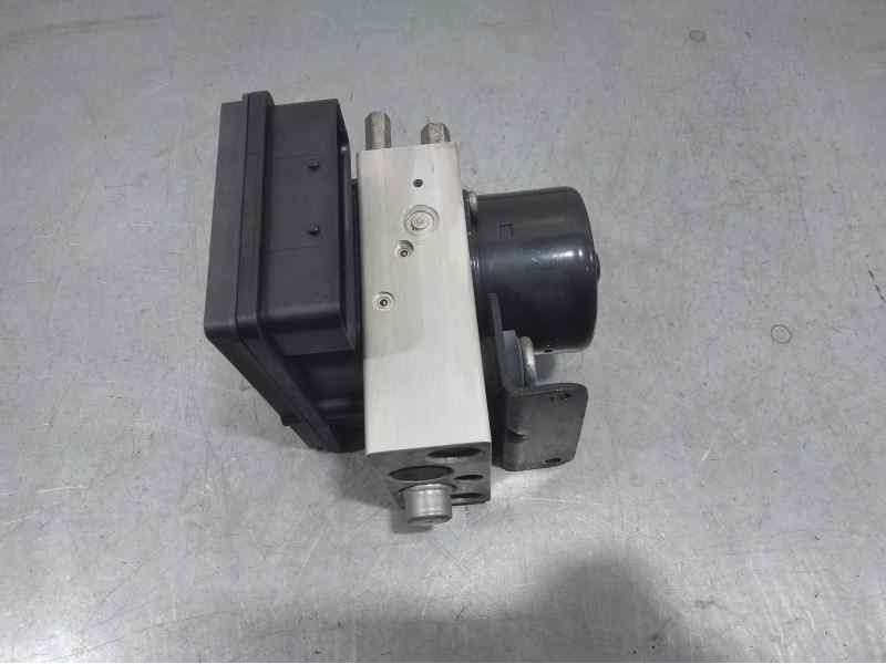 Recambio de abs para ssangyong kyron 270 spr xdi premium 4wd referencia OEM IAM 4894009300  