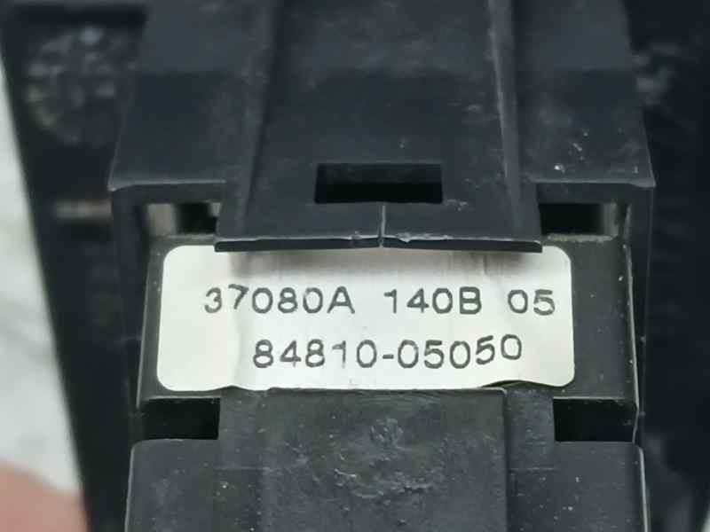 Recambio de mando elevalunas trasero izquierdo para toyota avensis berlina (t25) sol referencia OEM IAM 8481005050 37080A140B 