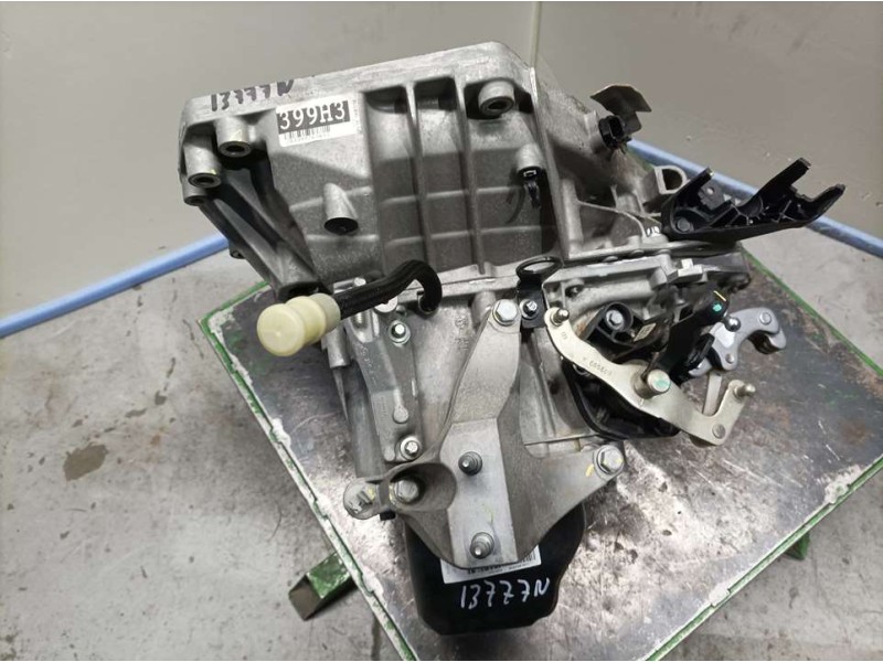 Recambio de caja cambios para dacia sandero stepway referencia OEM IAM JH3399 S267641 5VELOCIDADES