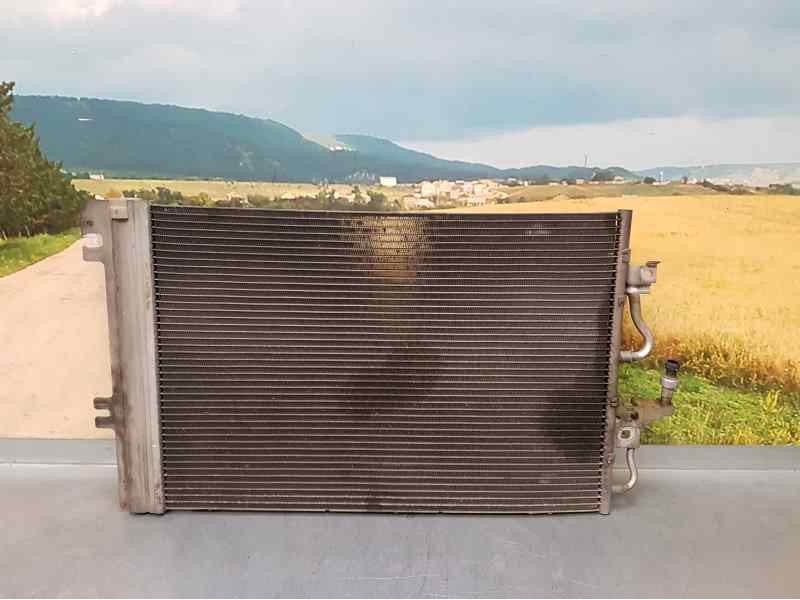 Recambio de condensador / radiador aire acondicionado para opel astra gtc cosmo referencia OEM IAM 13129192  DELPHI