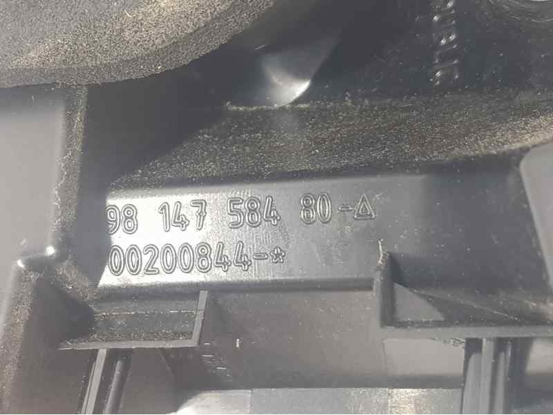 Recambio de piloto trasero izquierdo para peugeot 2008 (--.2013) 1.5 blue hdi referencia OEM IAM 9814758480  INTERIOR , ROZADO