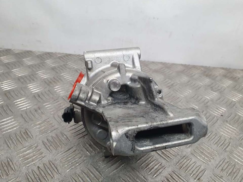 Recambio de compresor aire acondicionado para dacia sandero stepway referencia OEM IAM 926003541R T99133AA VALEO