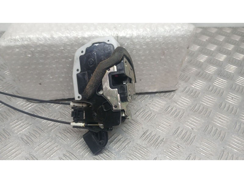 Recambio de cerradura puerta delantera derecha para nissan x-trail iii (t32_, t32r, t32rr) 1.6 dci (t32) referencia OEM IAM 8050