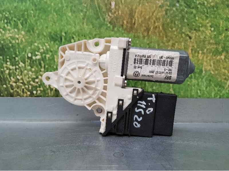 Recambio de motor elevalunas trasero derecho para seat leon (1m1) sport referencia OEM IAM 1C0959812A  18 PINS