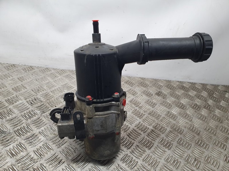 Recambio de bomba direccion electrica para peugeot 307 berlina (s2) xt referencia OEM IAM 9645100980  