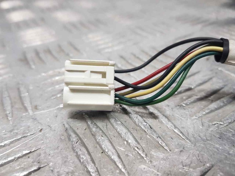 Recambio de retrovisor izquierdo para toyota avensis berlina (t25) sol referencia OEM IAM 8790605100 7 CABLES ELECTRICO