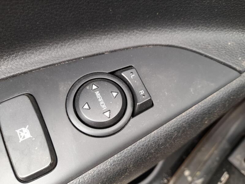 Recambio de mando elevalunas delantero izquierdo para kia stonic (yb) 1.0 t-gdi eco-dynamics+ referencia OEM IAM 93571H8200 C/MA