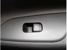 Recambio de mando elevalunas trasero derecho para kia stonic (yb) 1.0 t-gdi eco-dynamics+ referencia OEM IAM 93576H8000  