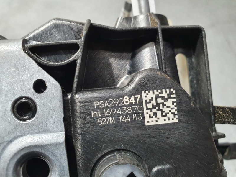 Recambio de cerradura puerta delantera derecha para peugeot 208 (p2) active referencia OEM IAM 16943870  6 PINES