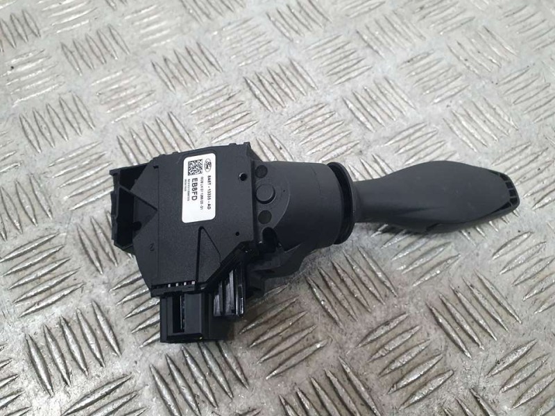 Recambio de mando intermitentes para ford fiesta (ccn) trend referencia OEM IAM 8A6T13335AD  