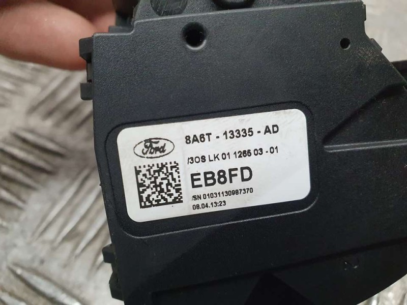 Recambio de mando intermitentes para ford fiesta (ccn) trend referencia OEM IAM 8A6T13335AD  