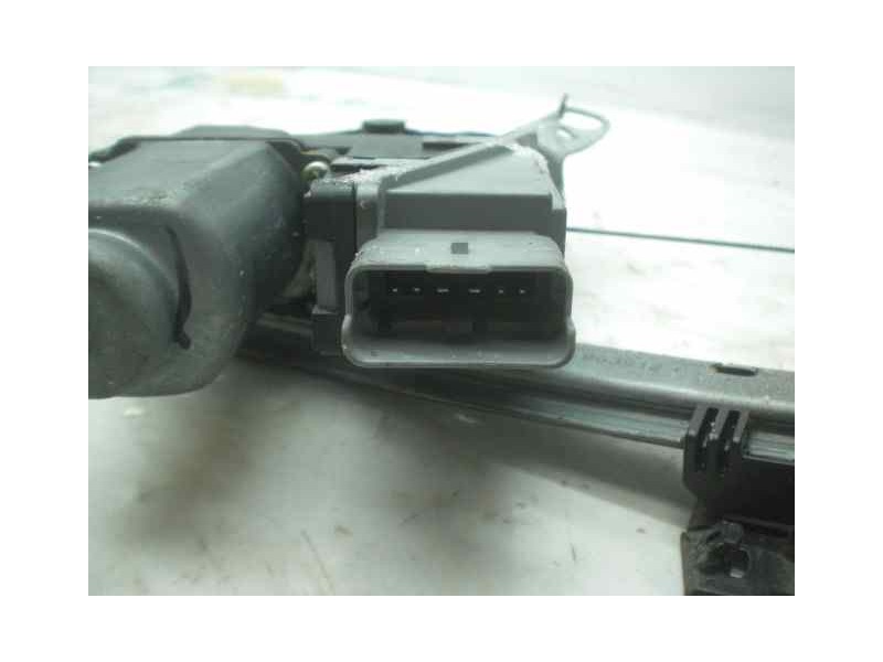 Recambio de elevalunas delantero izquierdo para citroën c3 1.4 cool referencia OEM IAM   