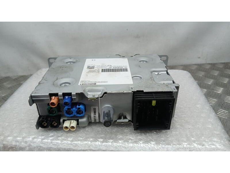 Recambio de sistema audio / radio para peugeot 208 (p2) allure referencia OEM IAM 9835408980 CONTINENTAL A3C0186271001