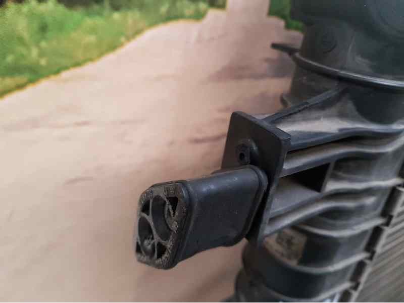 Recambio de radiador agua para opel astra gtc cosmo referencia OEM IAM 13170110 1 PATA ROTA DELPHI