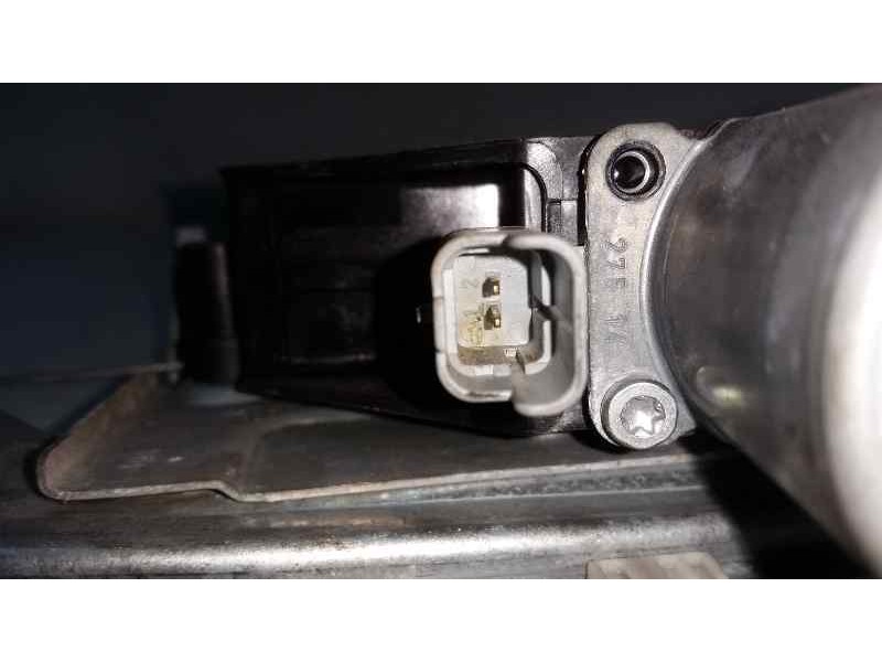 Recambio de elevalunas delantero derecho para peugeot 208 active referencia OEM IAM  2 PINS ELECTRICO