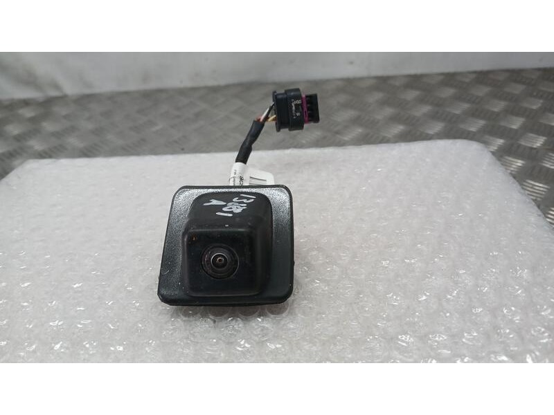 Recambio de camara vision trasera para ds 7 crossback la premiere referencia OEM IAM 9822745380  