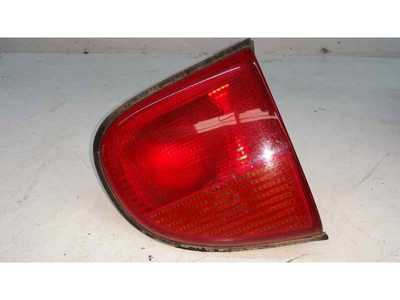 Recambio de piloto trasero derecho para ford escort berl./turnier ghia berlina referencia OEM IAM   INTERIOR