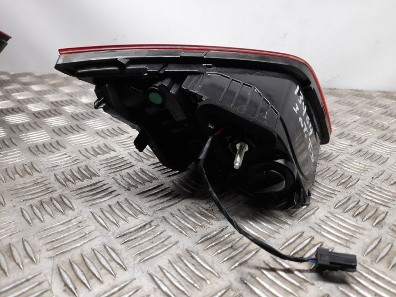 Recambio de piloto trasero derecho para peugeot 308 allure referencia OEM IAM 9677818280 81260201 INTERIOR