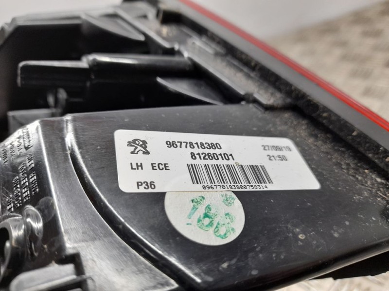 Recambio de piloto trasero izquierdo para peugeot 308 allure referencia OEM IAM 9677818380 81260101 INTERIOR