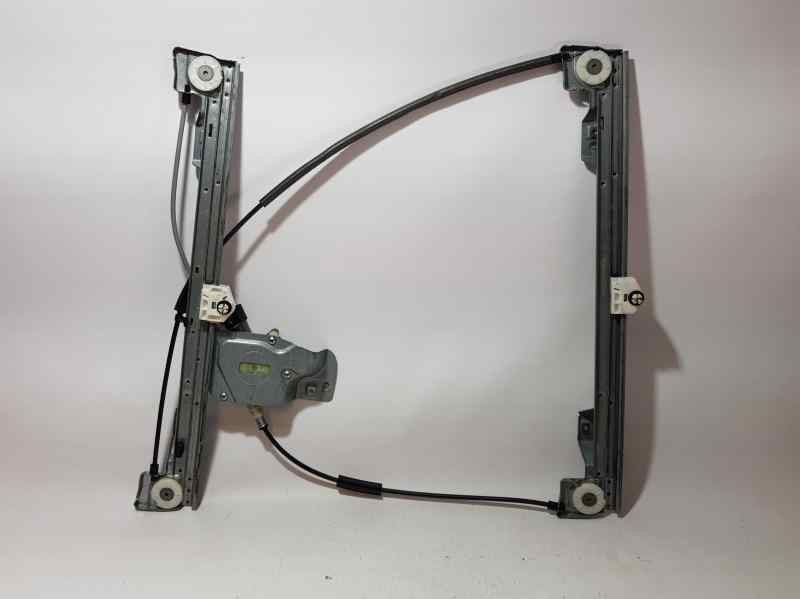 Recambio de elevalunas delantero derecho para renault kangoo dynamique referencia OEM IAM  2 PINS ELECTRICO