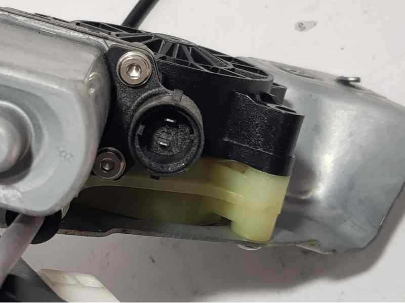 Recambio de elevalunas delantero derecho para renault kangoo dynamique referencia OEM IAM  2 PINS ELECTRICO