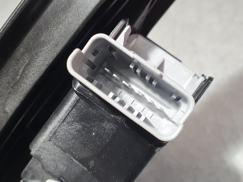 Recambio de elevalunas trasero derecho para peugeot 208 (p2) active referencia OEM IAM 9829045580 010721064514 ELECTRICO 6 PINES