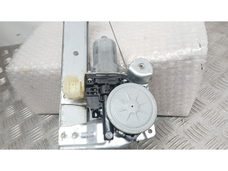 Recambio de elevalunas delantero izquierdo para nissan x-trail iii (t32_, t32r, t32rr) 1.6 dci (t32) referencia OEM IAM 807304CA