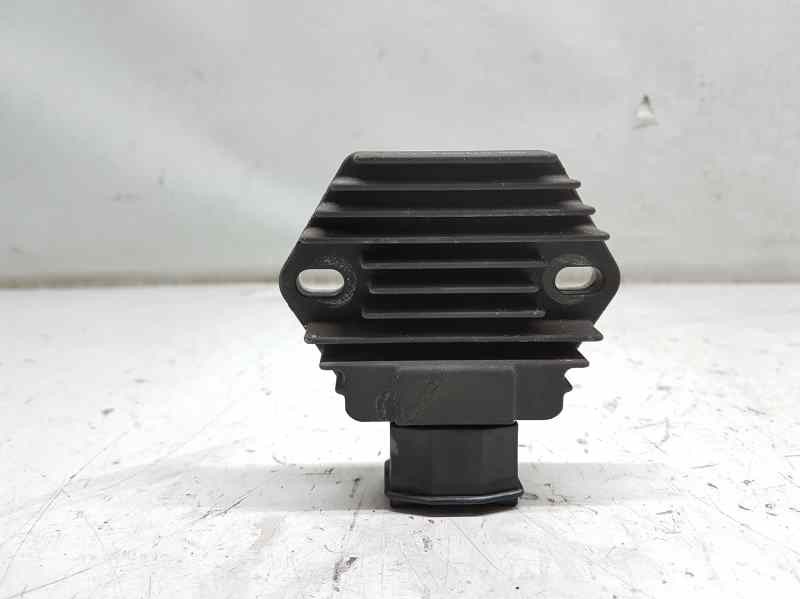 Recambio de modulo electronico para honda pantheon 125 ar/cbs referencia OEM IAM SH69112  