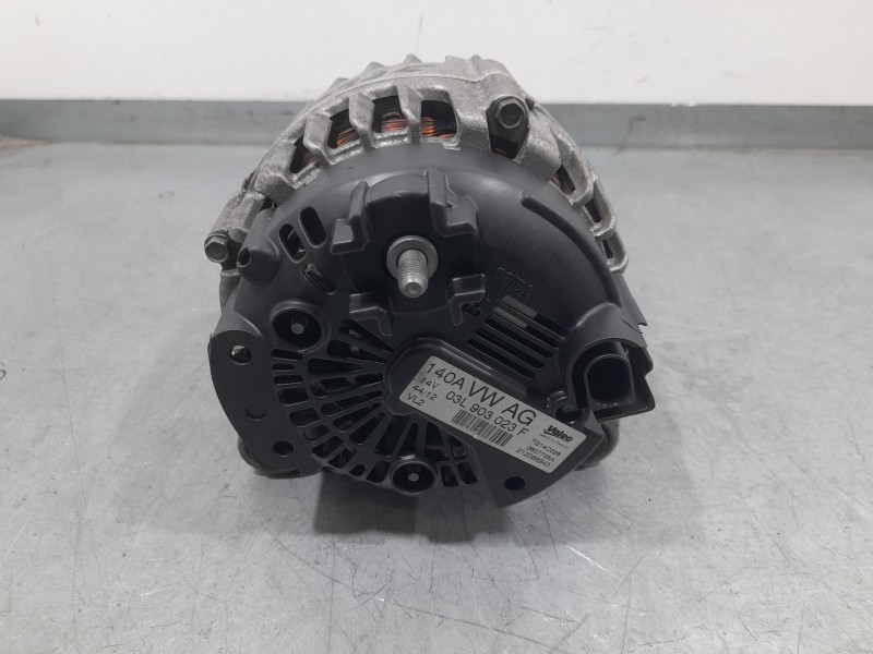 Recambio de alternador para seat toledo iv (kg3) 1.6 tdi referencia OEM IAM 03L903023F 2607703A VALEO
