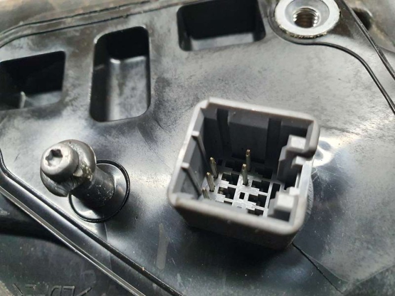 Recambio de retrovisor izquierdo para kia cee´d drive referencia OEM IAM 876101HAE0 625017 SMR TOCADO ELECTRICO 5 PINES